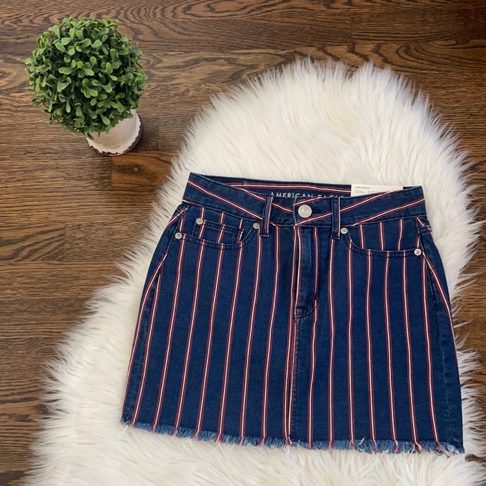 American Eagle Red/Blue Skirt